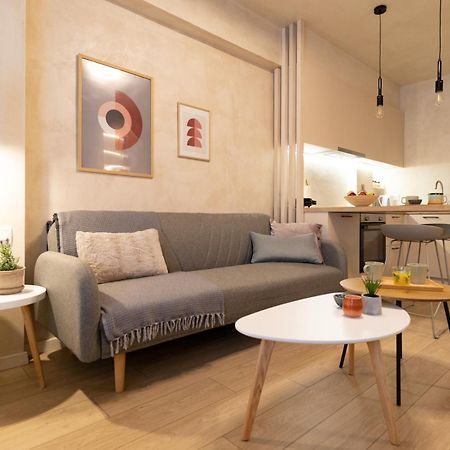 Apo-Zachari Elegant Apartment ラリサ エクステリア 写真